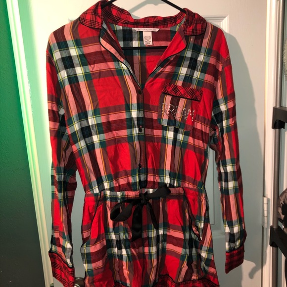 VS Sleepwear Romper - Picture 1 of 6